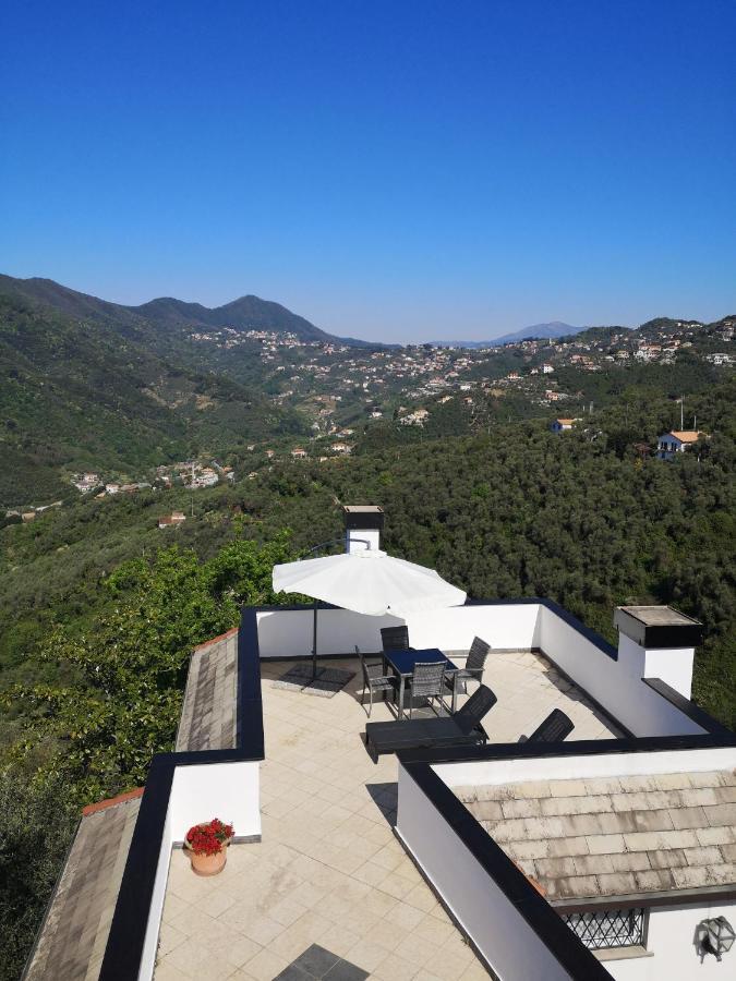 La Vivagna - Casa Vista Mare Tra Gli Ulivi Leivi Exterior foto